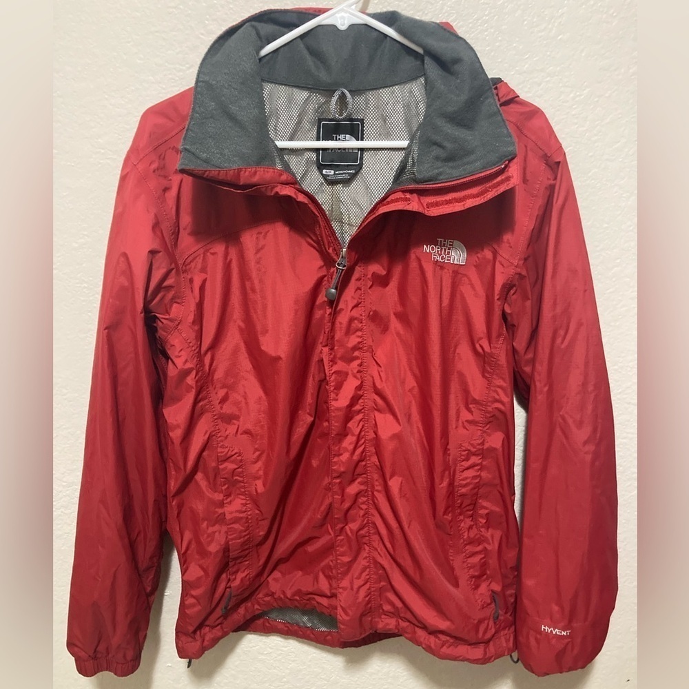 The North Face Men’s Hyvent Resolve Windbreaker Jacket Size Large Red